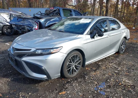2024 Toyota Camry Se z USA, uszkodzony, nr VIN 4T1G11BK4RU127447